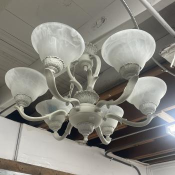 Light fixture